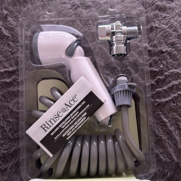 NEW | Rinse Ace Snap and Spray Detachable Sprayer 8FT Hose - Picture 3 of 3